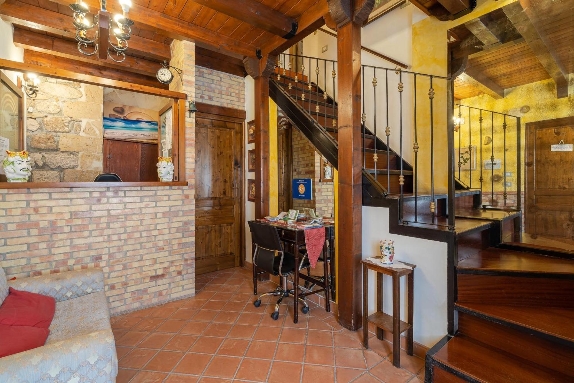 Hotel Elsa D'Ortigia - I Tre Archi Syrakuzy Zewnętrze zdjęcie
