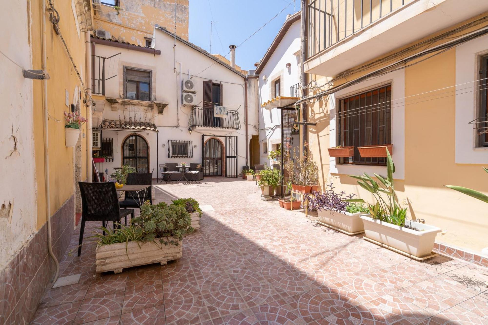 Hotel Elsa D'Ortigia - I Tre Archi Syrakuzy Zewnętrze zdjęcie